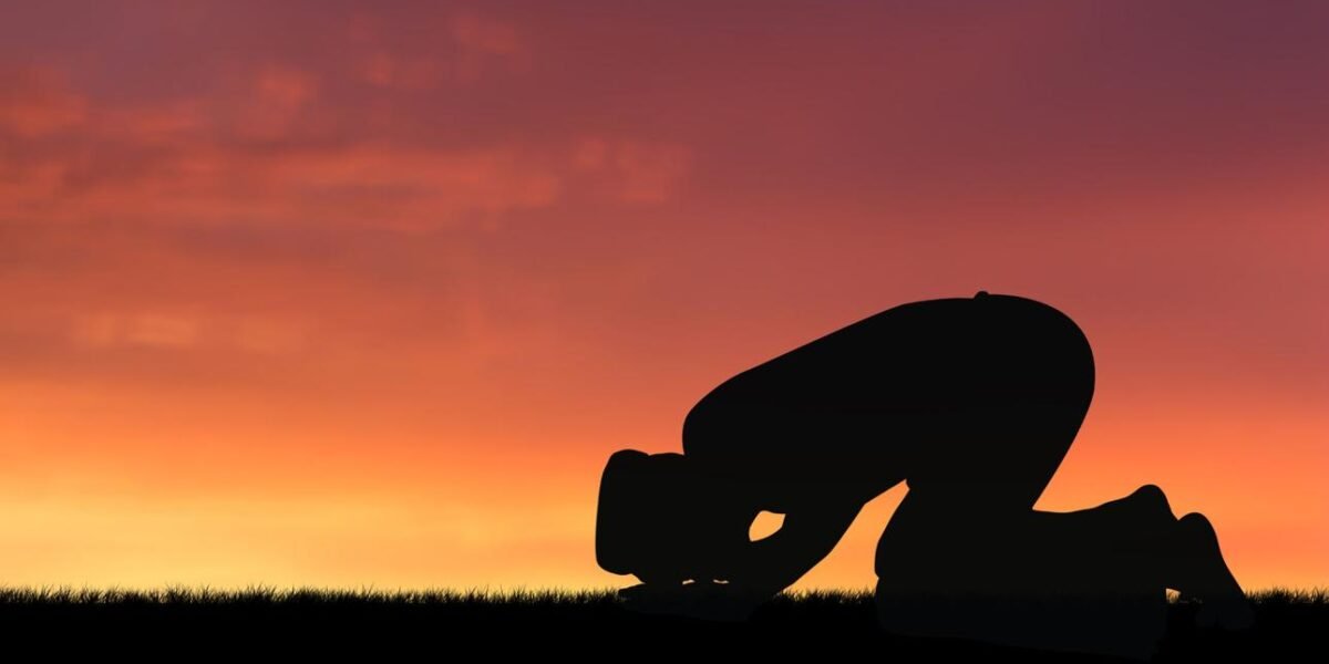 دو رکعتیں فجر سے پہلے اور دو رکعتیں