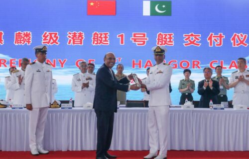 پاک بحریہ کی قوت میں بے پناہ اضافہ: پہلی ہنگور کلاس آبدوز ‘پی این ایس ہنگور’ پاک بحریہ کے بیڑے میں شامل