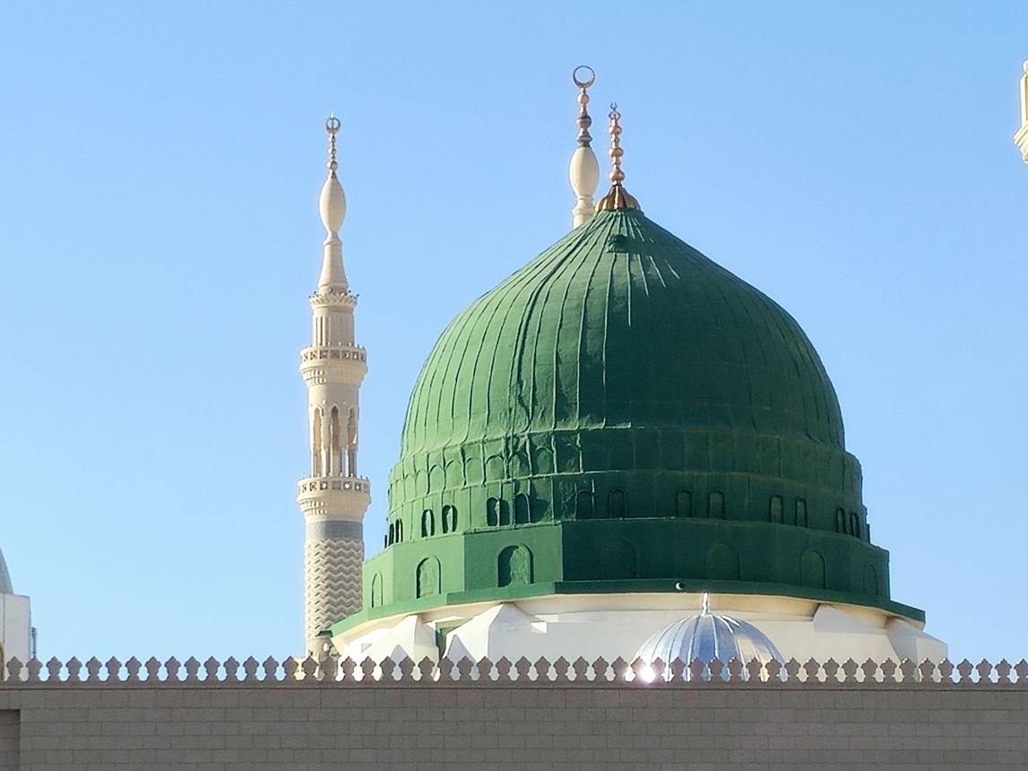 رسول اللہ ﷺ کے بدن کی خوشبو اور نرمی