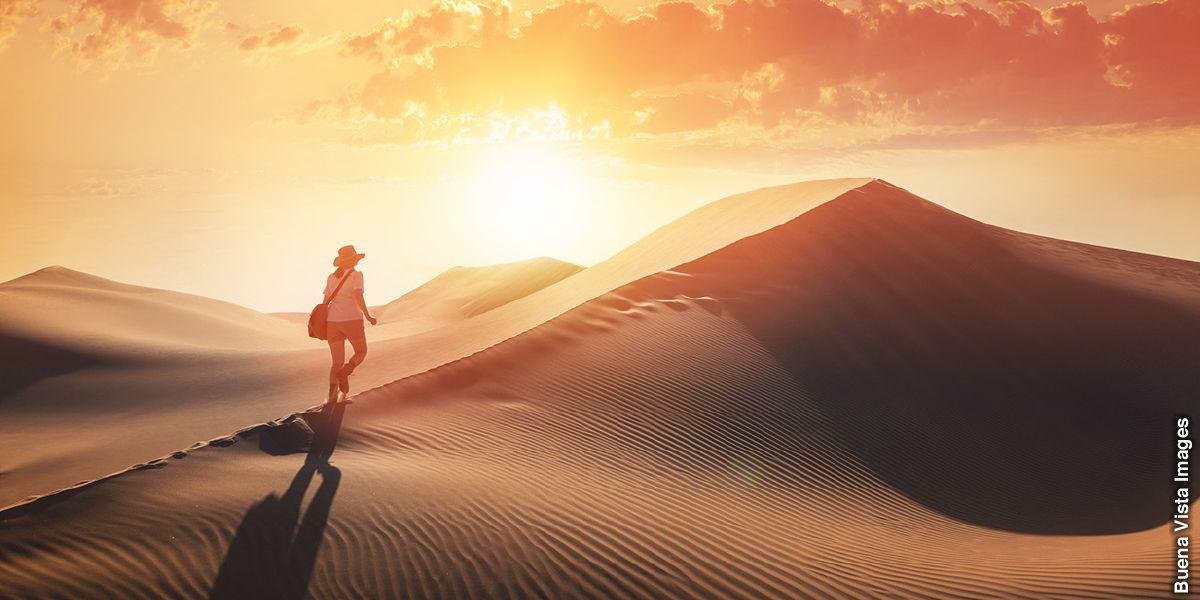 ہم نے کون سا یہاں صدیاں گزارنی ہیں