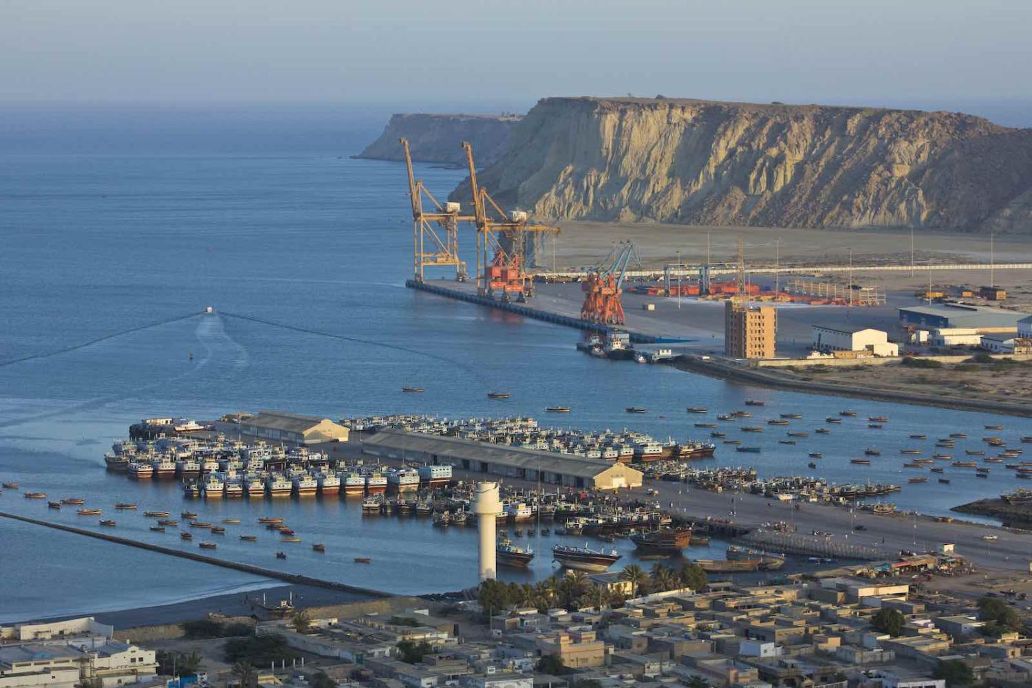 وفاقی وزیر بحری امور کا گوادر بندرگاہ پر ٹیرف میں نمایاں کمی کا اعلان