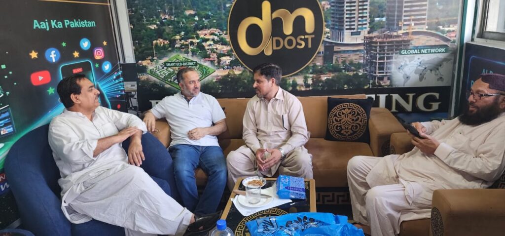 اہم صحافتی رہنماؤں کی رپورٹ ڈیجیٹل کے دفتر آمد، میڈیا صنعت اور عالمی امور پر سیر حاصل گفتگو