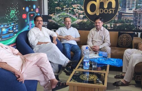 اہم صحافتی رہنماؤں کی رپورٹ ڈیجیٹل کے دفتر آمد، میڈیا صنعت اور عالمی امور پر سیر حاصل گفتگو