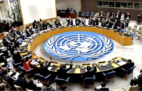 فرانس کے فلسطینی ریاست حمایت پر اقوام متحدہ میں امریکی سفارت کاروں کا واک آؤٹ
