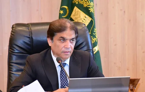 وفاقی وزیر ریلوے محمد حنیف عباسی دو روزہ دورے پر ترکیہ پہنچ گئے