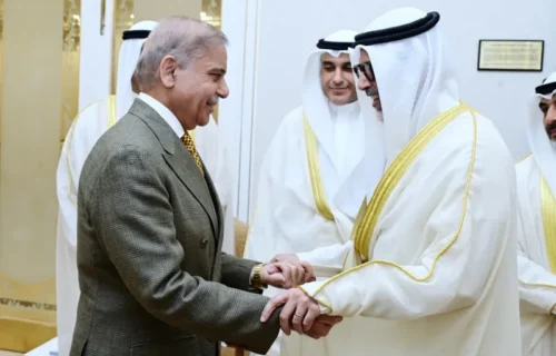 وزیراعظم شہباز شریف کی کویتی وزیر خارجہ شیخ جراح سے ملاقات
