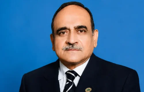 پاکستان کے ممتاز ایٹمی سائنس دان اور سابق چیئرمین پرویز بٹ انتقال کر گئے
