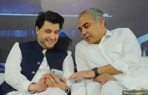 محسن نقوی کا جاوید آفریدی کی والدہ کے انتقال پر اظہار تعزیت