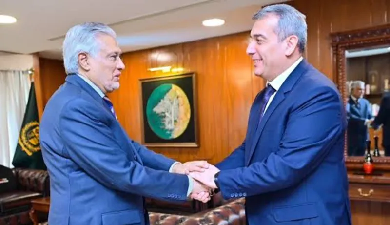 نائب وزیراعظم اسحاق ڈار اور آذربائیجان کے سفیر کی الوداعی ملاقات