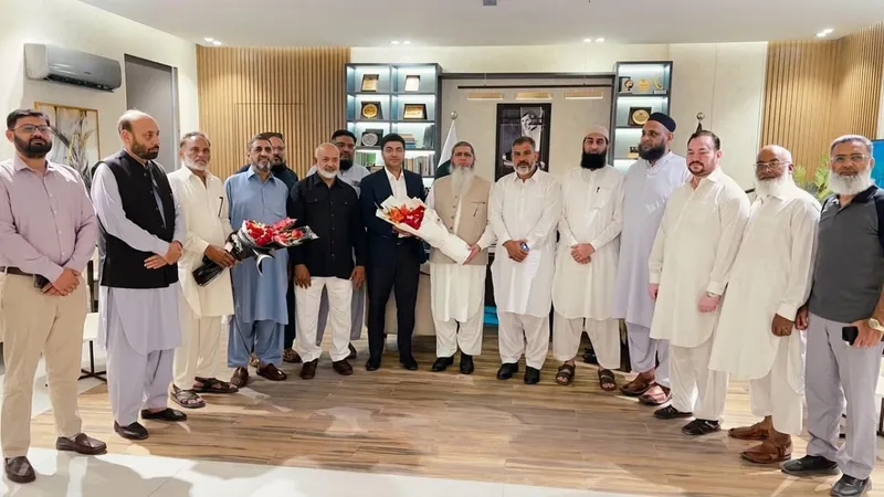 تاجر برادری کے مسائل حل کرنے کے لیے مکمل تعاون جاری رہے گا