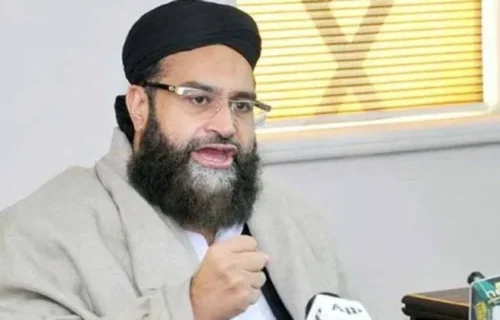 پاکستان علماء کونسل کی بحیرۂ احمر میں تجارتی بحری جہاز پر حوثی حملے کی شدید مذمت، تین پاکستانیوں کی ہلاکت پر اظہار افسوس
