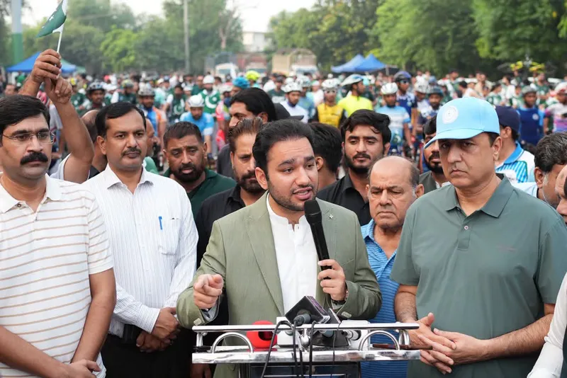 لاہور تا ساہیوال سی ایم پنجاب جشن آزادی سائیکلنگ ریس، 70 پروفیشنل سائیکلسٹس کی شرکت (تصویر 2)