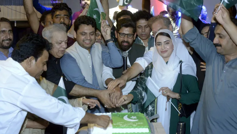 نیشنل پریس کلب اسلام آباد میں 79ویں جشن آزادی کی رنگا رنگ تقریب، ملی نغموں نے سماں باندھ دیا (تصویر 1)
