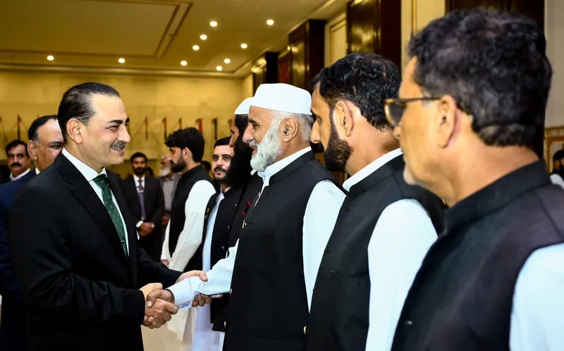 آرمی چیف کا یوم آزادی پر پاک فوج کے سابق فوجیوں کے اعزاز میں استقبالیہ (تصویر 4)