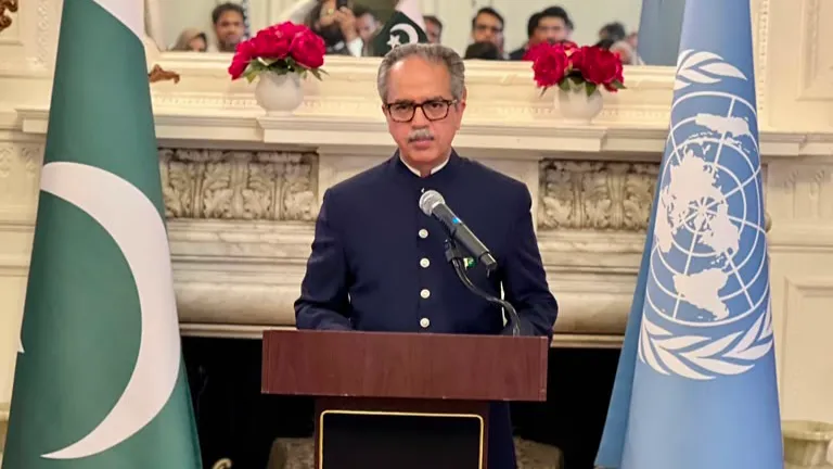نیویارک میں یوم آزادی کی پروقار تقریب، قومی عزم کا اعادہ (تصویر 1)