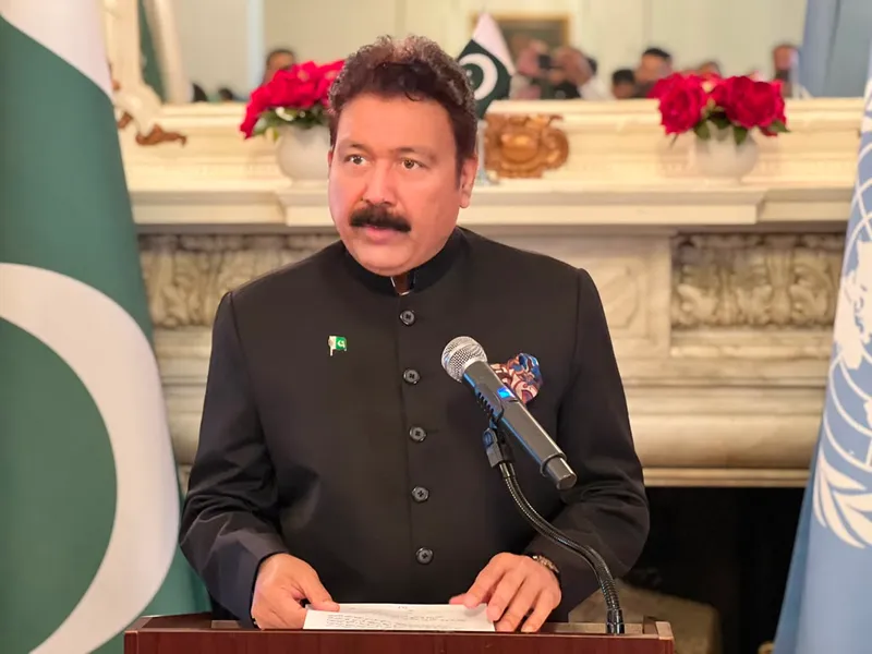 نیویارک میں یوم آزادی کی پروقار تقریب، قومی عزم کا اعادہ (تصویر 3)