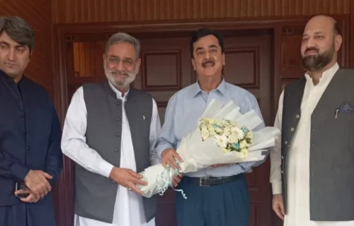 چیئرمین سینیٹ یوسف رضا گیلانی سے اسپیکر خیبر پختونخوا کی ملاقات