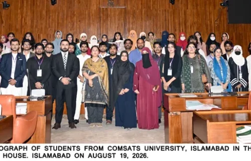 کامسیٹس یونیورسٹی کے طلباء کا پارلیمنٹ ہاؤس کا خصوصی مطالعاتی دورہ