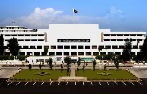 قومی اسمبلی اور سینیٹ سے ڈیفنس فورسز ایکٹ 2026 اور نیشنل کمانڈ اتھارٹی ایکٹ میں ترامیم منظور