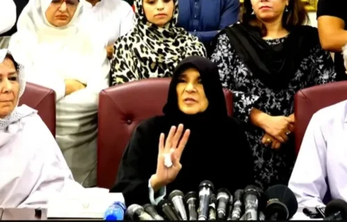 عمران خان کا قیدِ تنہائی اور مبینہ ٹارچر کا دعویٰ، ڈاکٹر عظمیٰ کی پریس کانفرنس، ملاقات و علاج تفصیلات بتا دیں