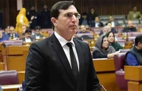 شاید کچھ روز بعد ہم اسمبلی میں نہ رہیں، آپ کو اپنے اسٹائل کی جمہوریت مبارک، بیرسٹر گوہر