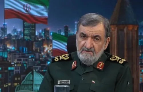 امریکی پابندیوں کے باوجود ایران نے تیل بیچ کر اربوں ڈالر کمائے، محسن رضائی