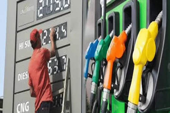 یکم جولائی سے 22 اگست، پٹرول 42 اور ڈیزل 57 روپے فی لیٹر مہنگا، قیمتوں میں شدید اتار چڑھاؤ