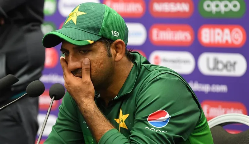 عمران خان کے بیٹوں کا انٹرویو، انگلینڈ ٹور ختم کرنے کی دھمکی کا علم نہیں، ہیڈ کوچ سرفراز