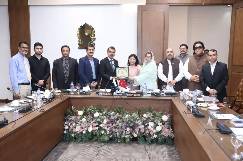 نیپال کی سفیر کا پاکستان، نیپال براہِ راست فضائی رابطہ بحال کرنے پر زور (تصویر 3)
