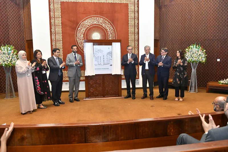 آغا خان یونیورسٹی کا بچوں کی صحت کیلئے جدید طبی مینوئل متعارف