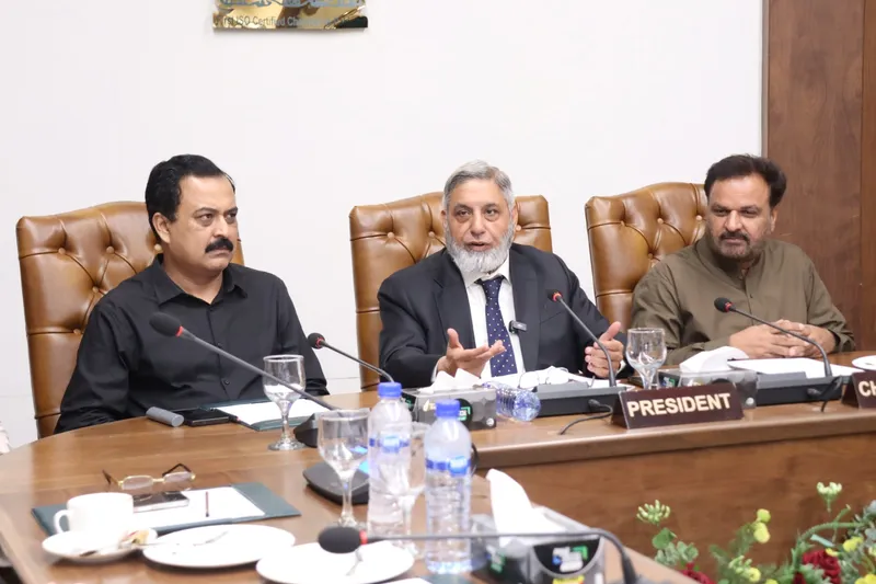 لاہور چیمبر کے قائم مقام صدر کا اکیڈمیا اور صنعت کے روابط پر زور (تصویر 3)