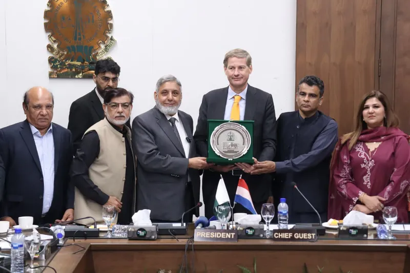نیدرلینڈز کے ناظم الامور کا دورہ لاہور، تجارتی تعاون بڑھانے پر اتفاق (تصویر 3)