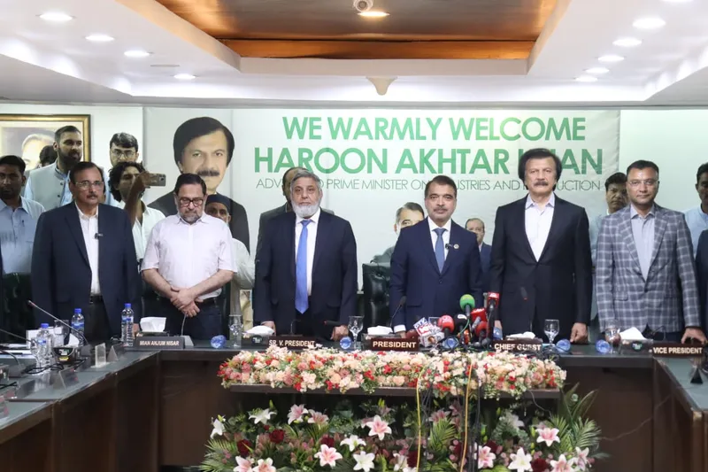 صنعتی پالیسی میں برآمدی شعبے کا سپر ٹیکس ختم، ہارون اختر (تصویر 3)
