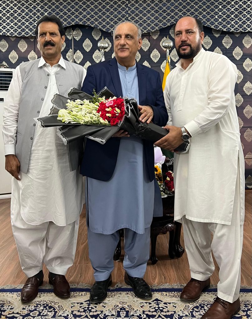 ملک محمد ساجد اعوان کی قیادت میں آل کشمیرفورم کے ایک اعلیٰ سطحی وفد نے آزادکشمیر کے نومنتخب صدر ڈاکٹر نجیب نقی سے ملاقات