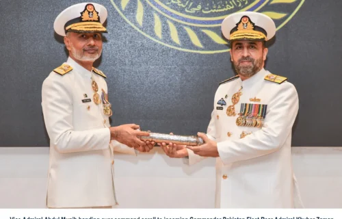 ریئر ایڈمرل خیبر زمان نے کمانڈر پاکستان فلیٹ کا عہدہ سنبھال لیا