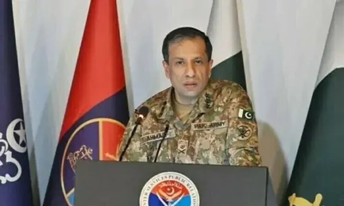 سعودی عرب میں پاکستانی فورسز پہلے سے موجود ہیں، مکہ دفاعی اتحاد کسی خلاء میں نہیں بنا: ڈی جی آئی ایس پی آر