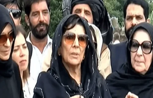 عمران خان کی تینوں بہنوں کی نظر بندی میں مزید 30 روز کی توسیع